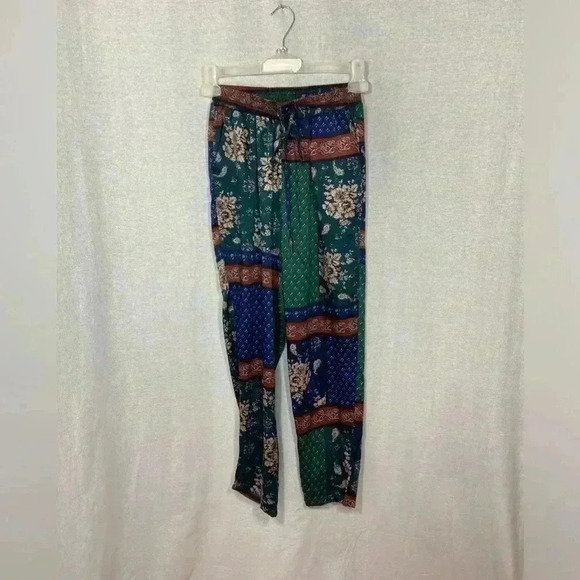 PRETTYLITTLETHING Patchwork Pants Sz 6 - Picture 1 of 6